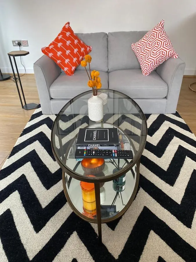 Διαμέρισμα Central Leeds Townhouse With Private Roof Garden Sleeps 4